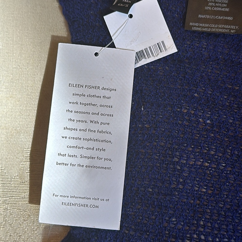 NWT Eileen Fisher royal blue Italian knit wool/cashmere blend scarf - Picture 7 of 10
